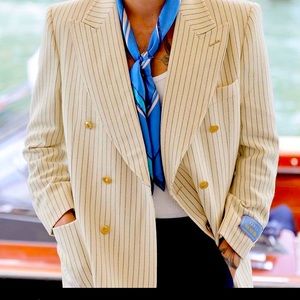 Meet your Posher, Ali